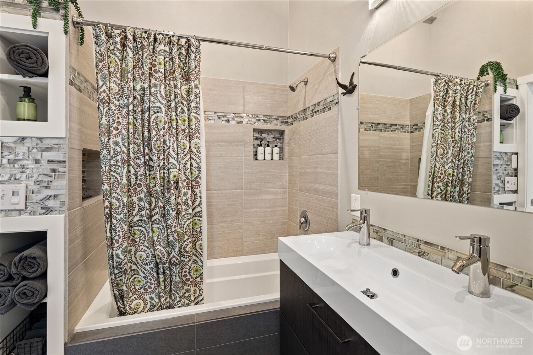 5910 Teanaway Road Property Photo 22