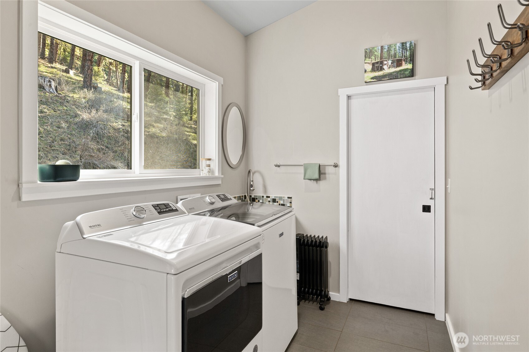 5910 Teanaway Road Property Photo 23