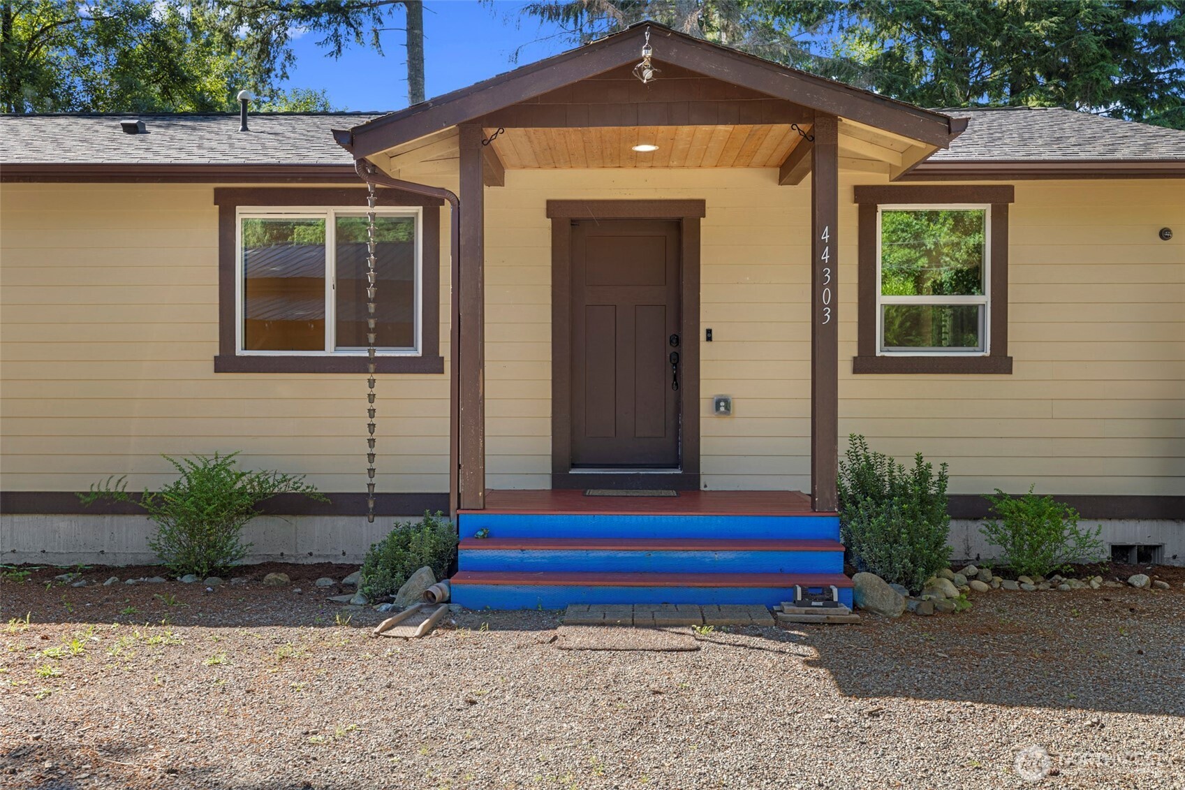 44303 Pine Road Property Photo 2
