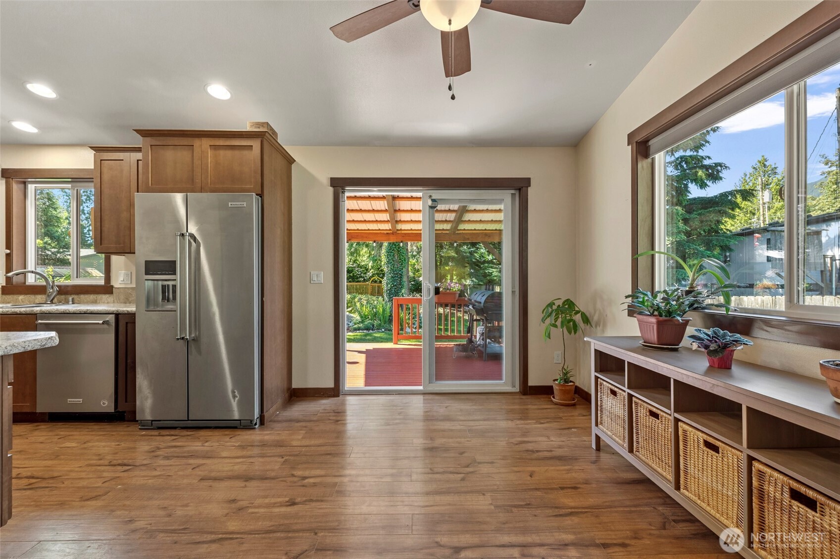 44303 Pine Road Property Photo 11