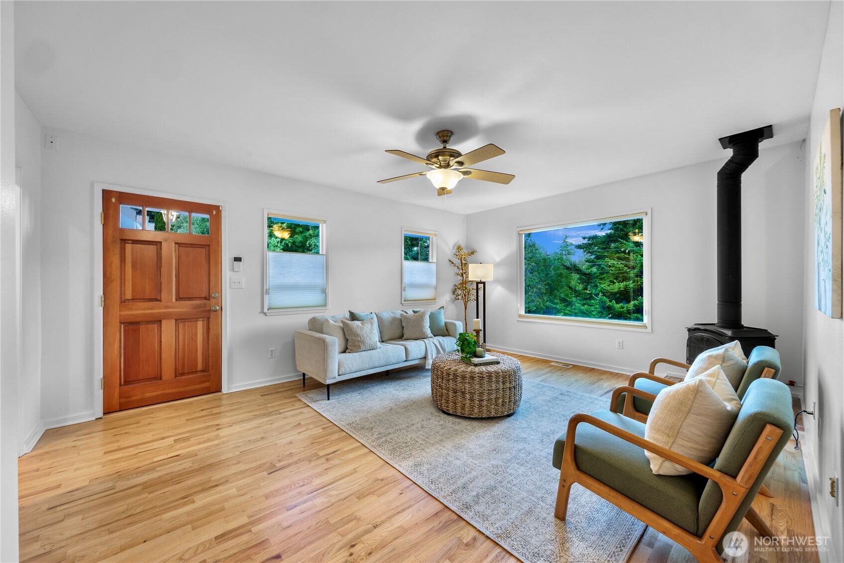 137 33rd Street Property Photo 2