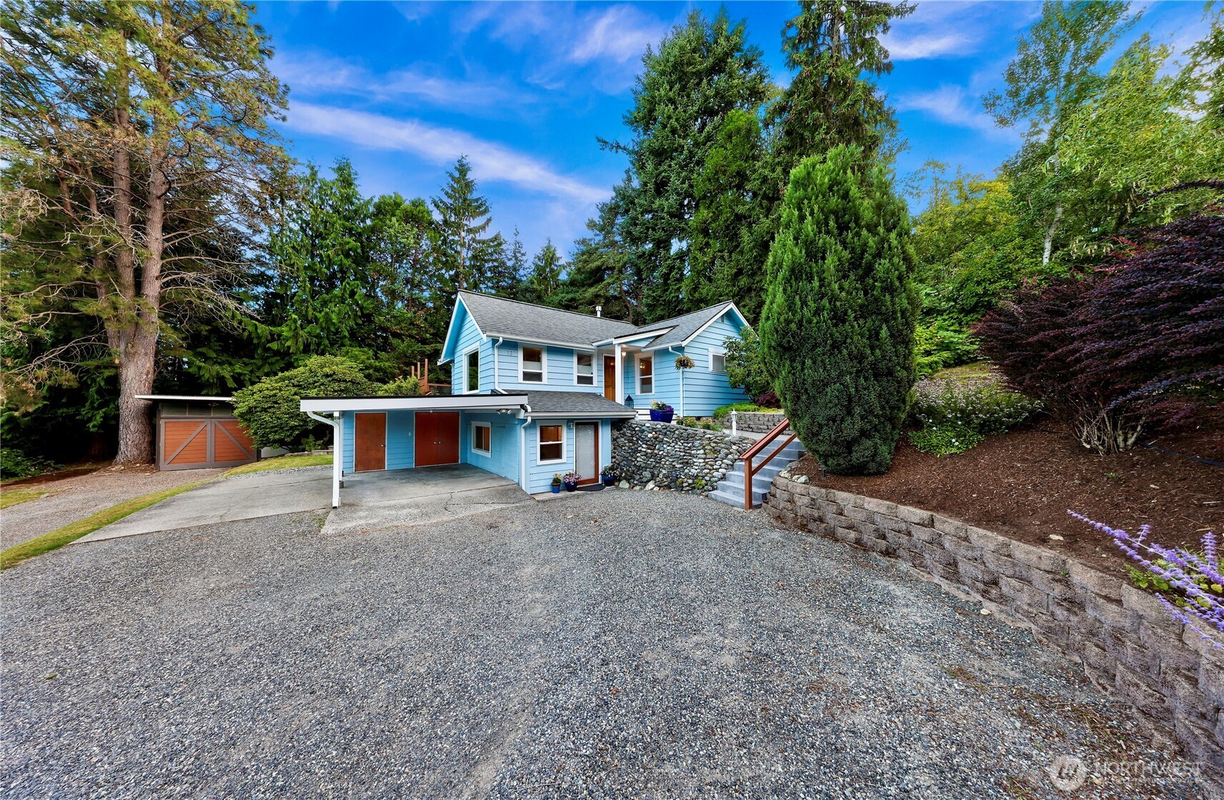 137 33rd Street Property Photo 7