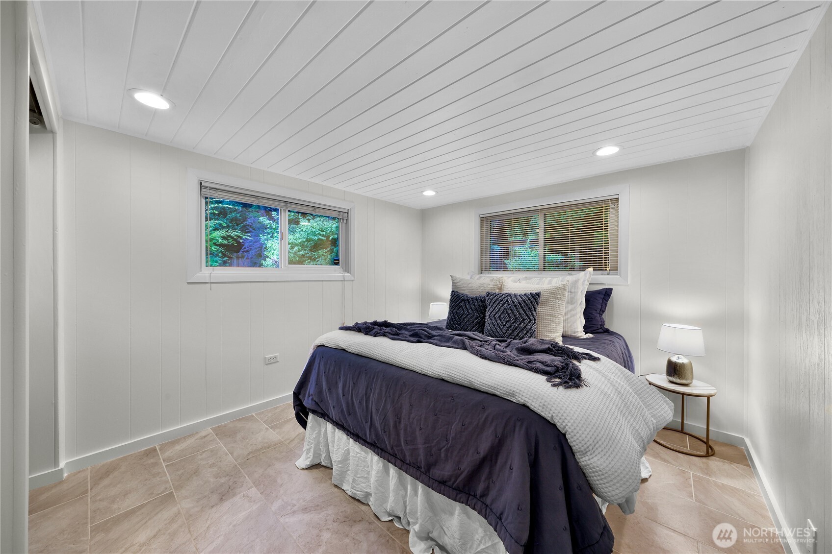 137 33rd Street Property Photo 18