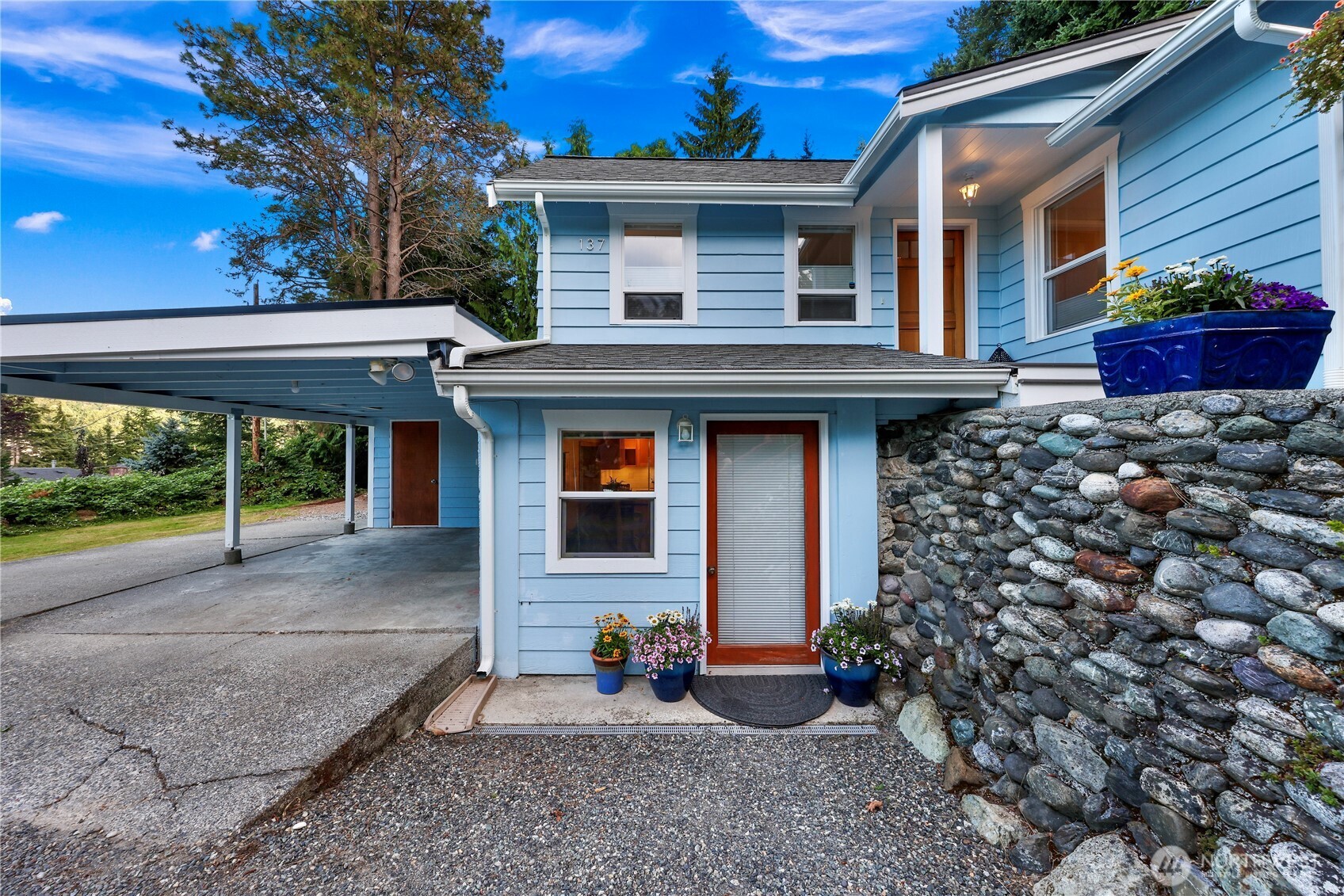 137 33rd Street Property Photo 20