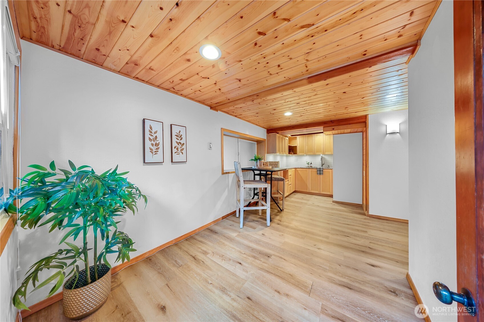 137 33rd Street Property Photo 21