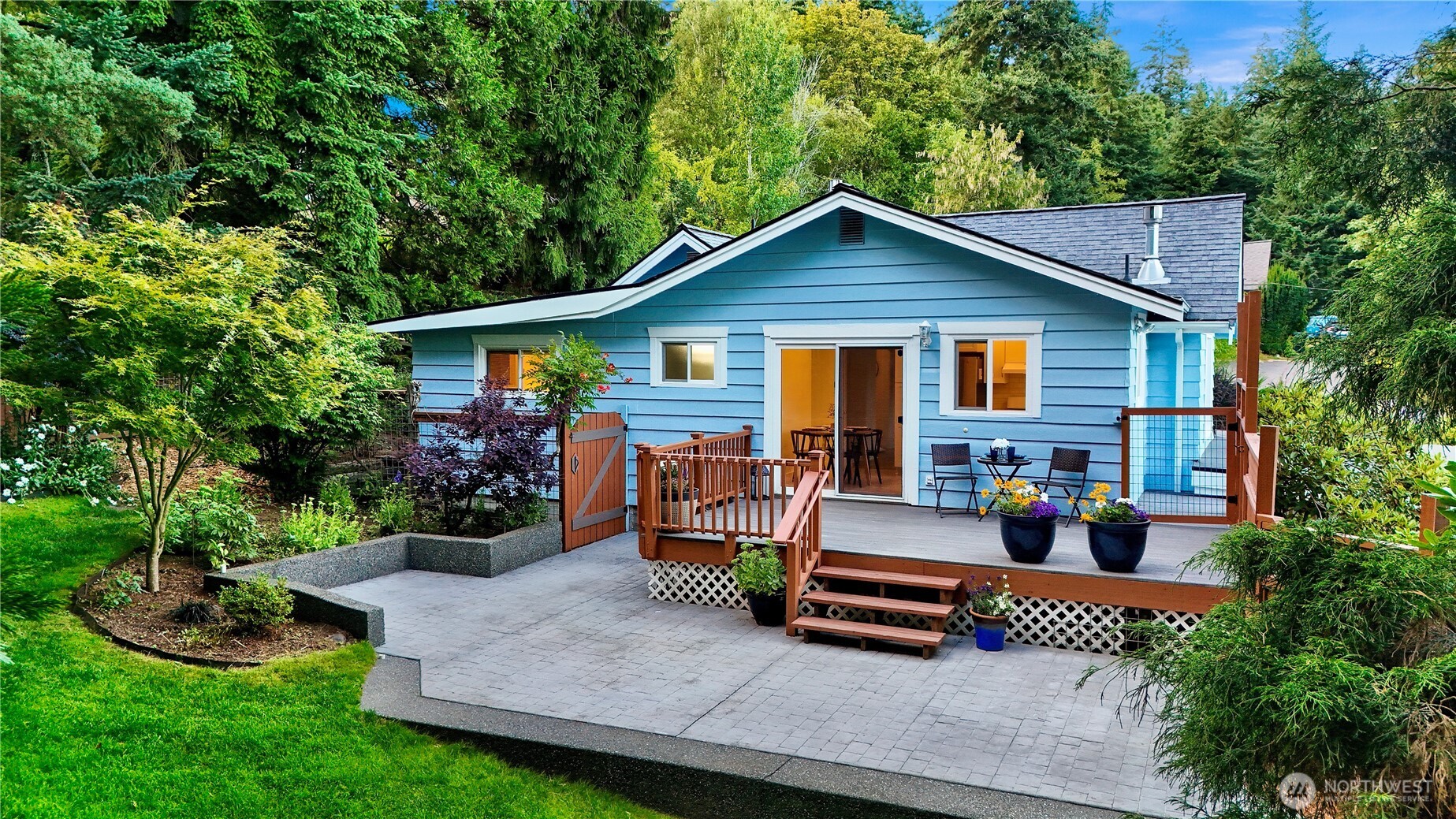 137 33rd Street Property Photo 31