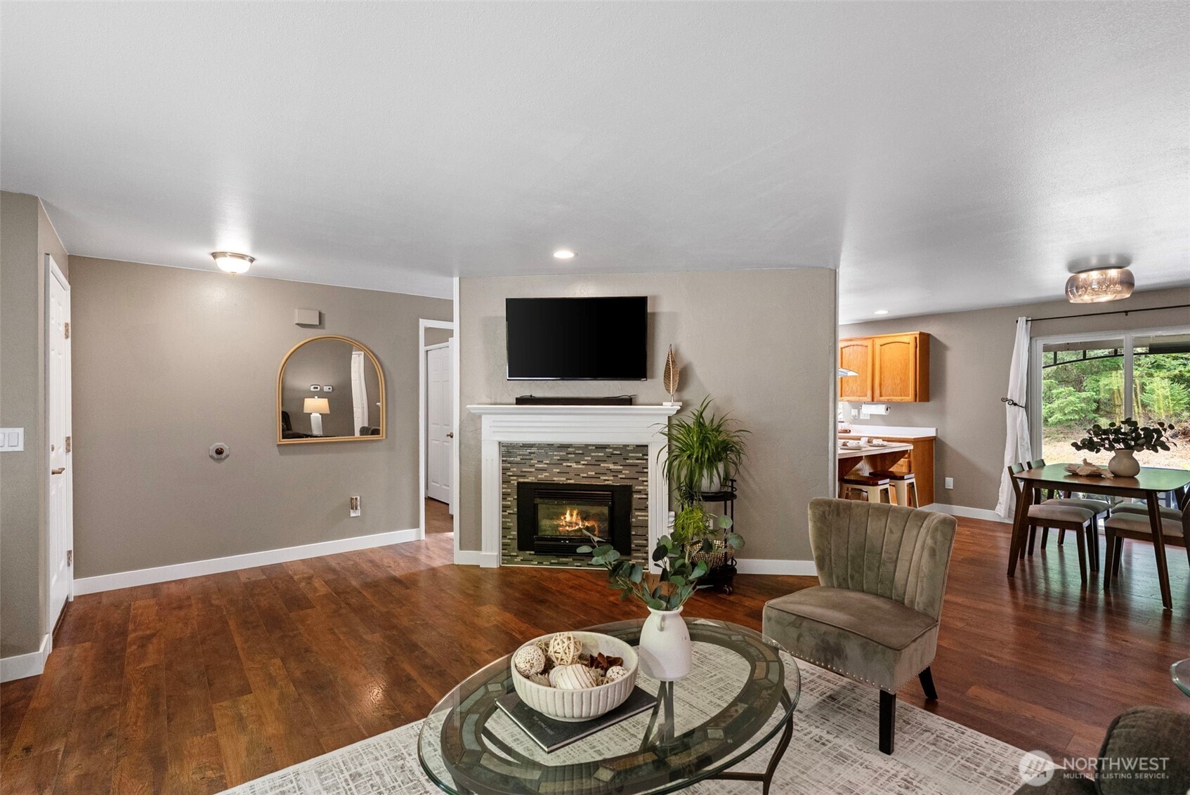 1229 12th Court Property Photo 6