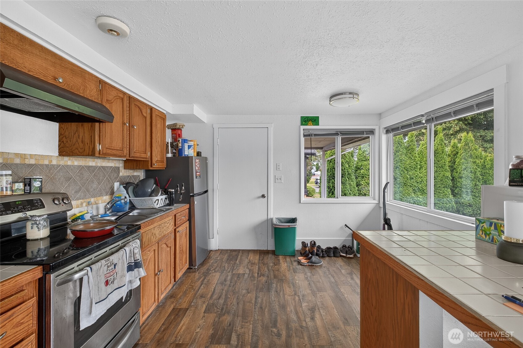 541 545 D Street Property Photo 8