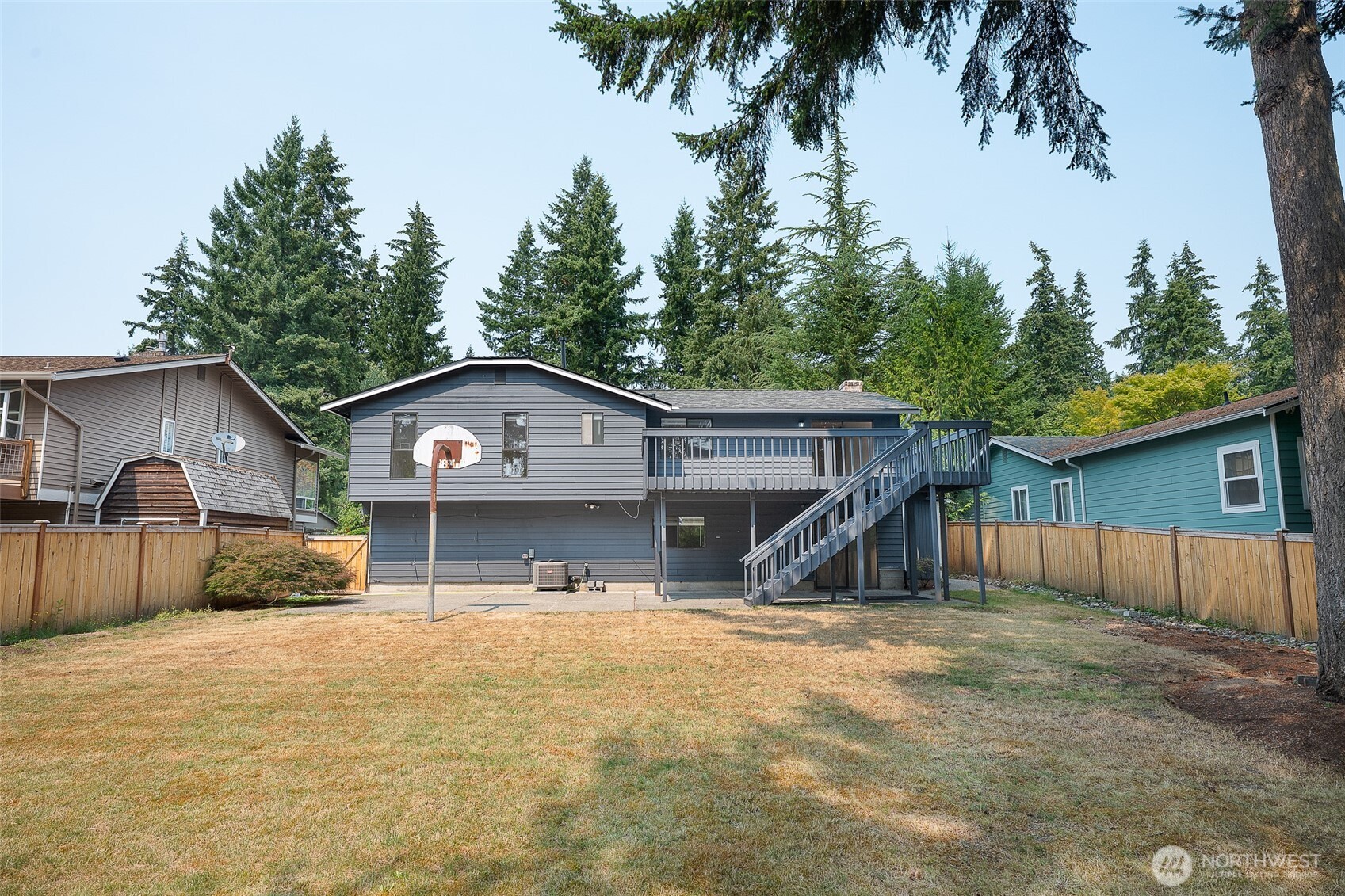 16531 Ne 98th Ct Property Photo 4