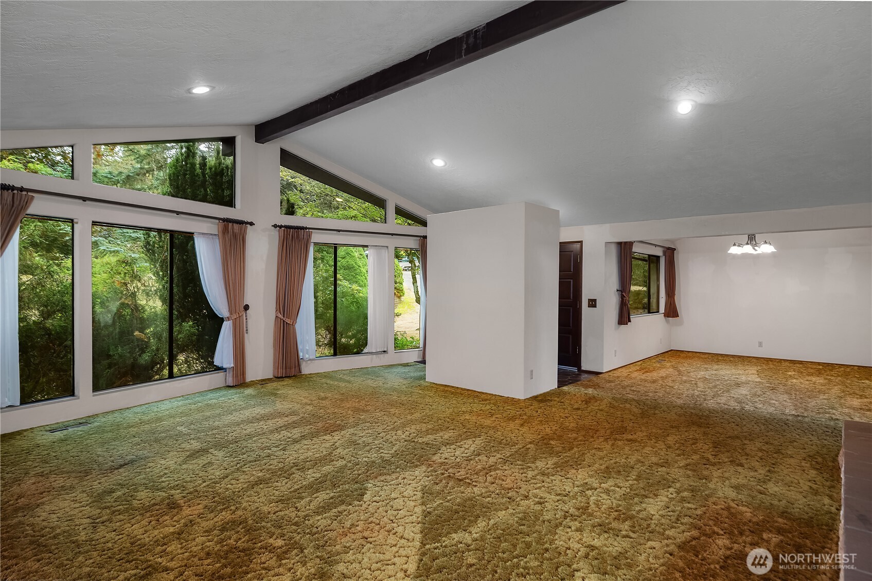 111 Elm View Avenue Property Photo 3
