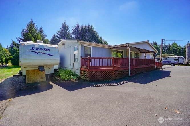 18103 Ne 122nd Avenue Property Photo 2