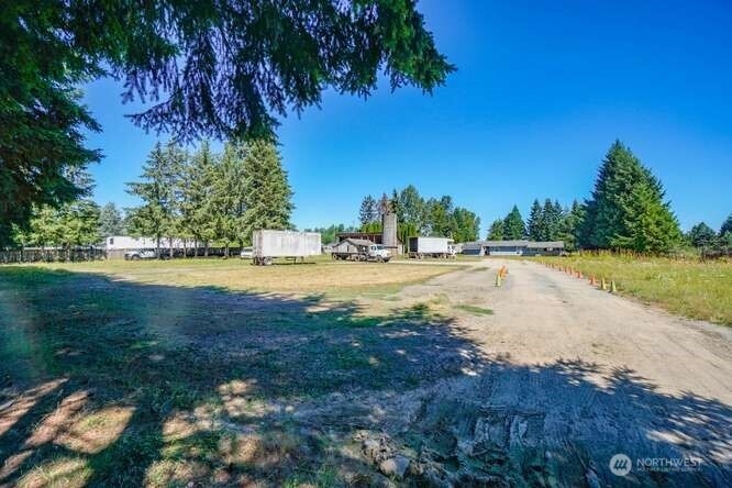18103 Ne 122nd Avenue Property Photo 23