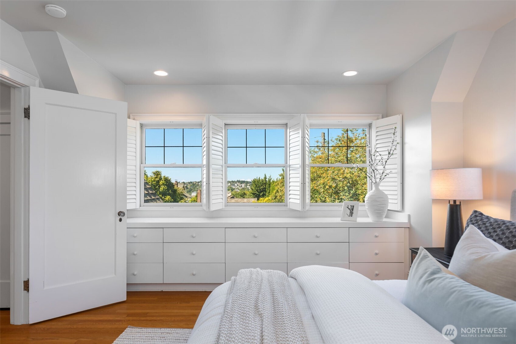 431 Smith Street Property Photo 10