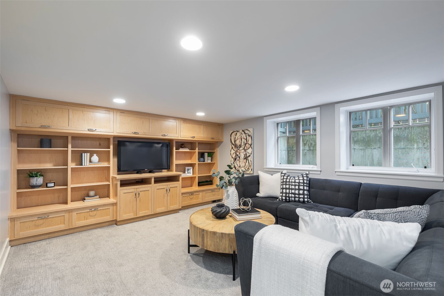 431 Smith Street Property Photo 17