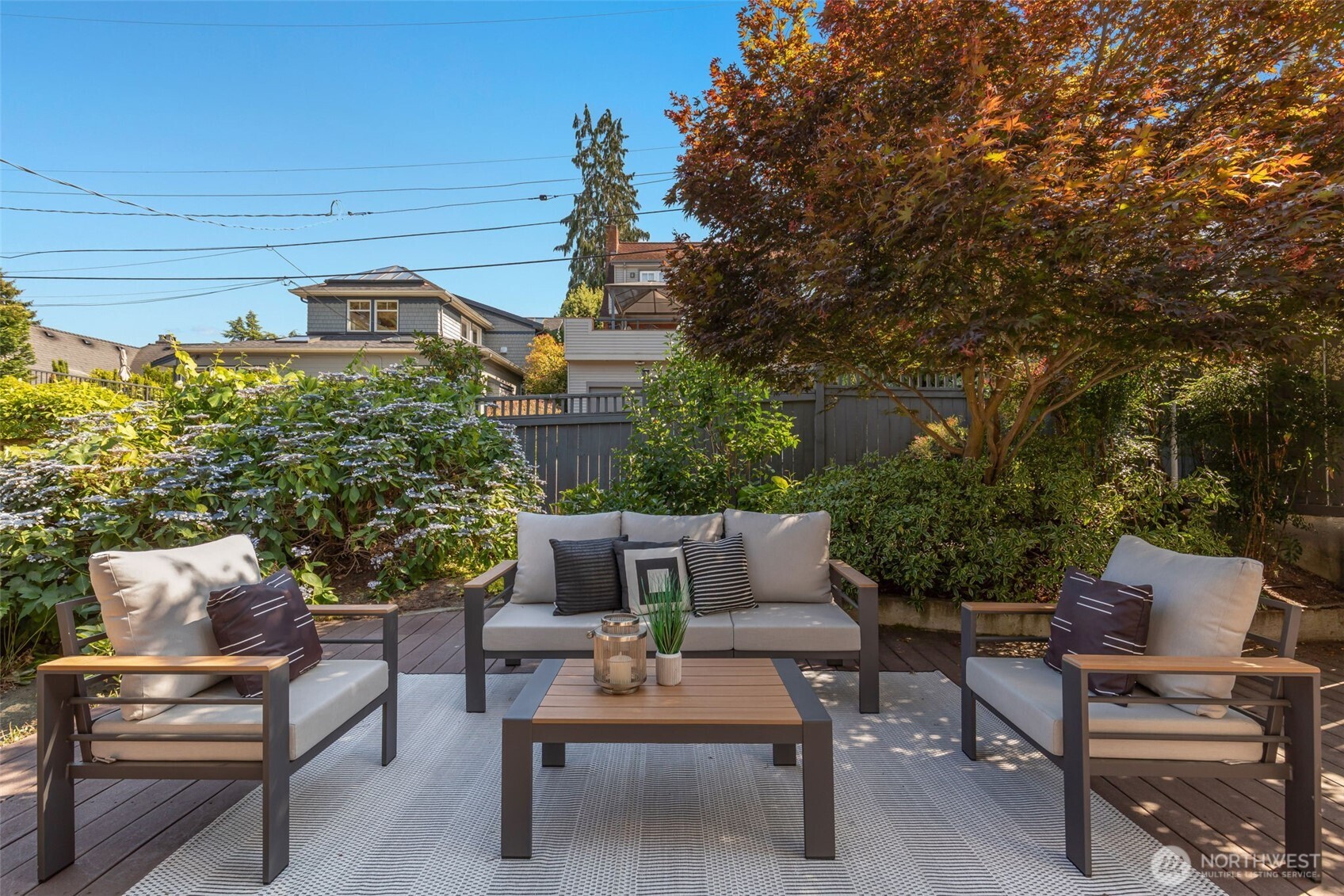 431 Smith Street Property Photo 23