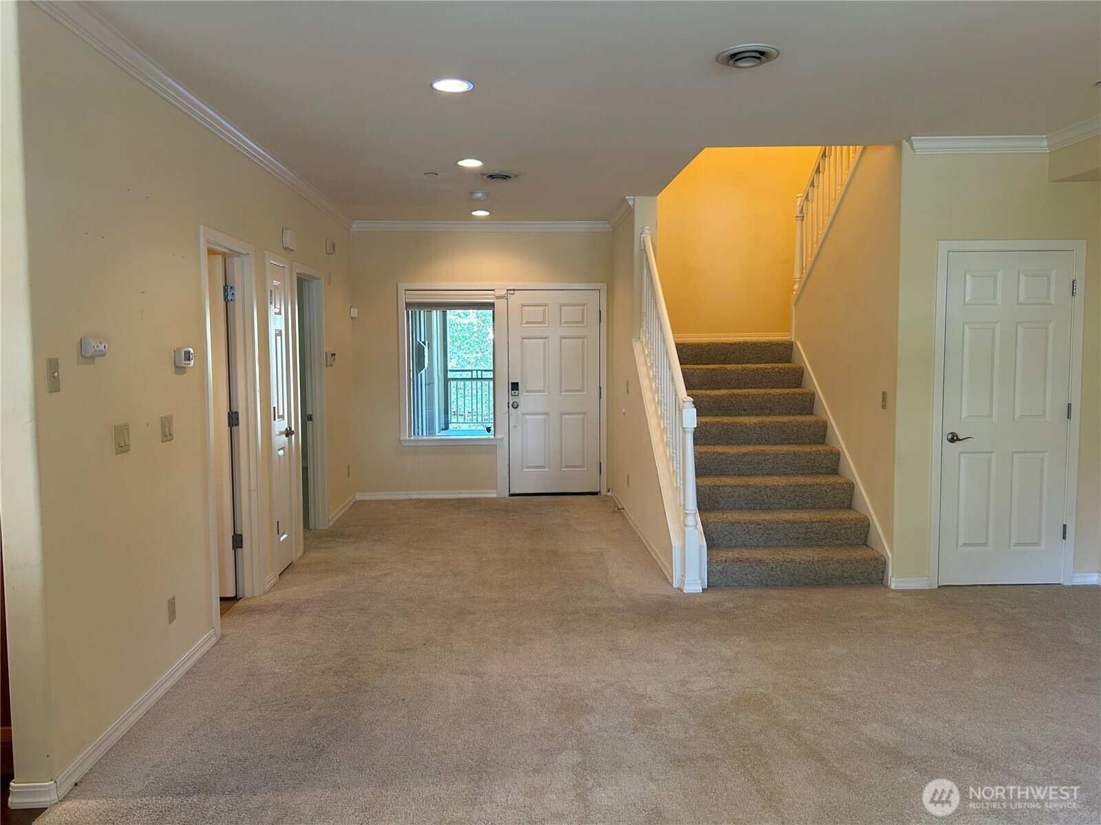 110 Cedar Avenue 203 Property Photo 10