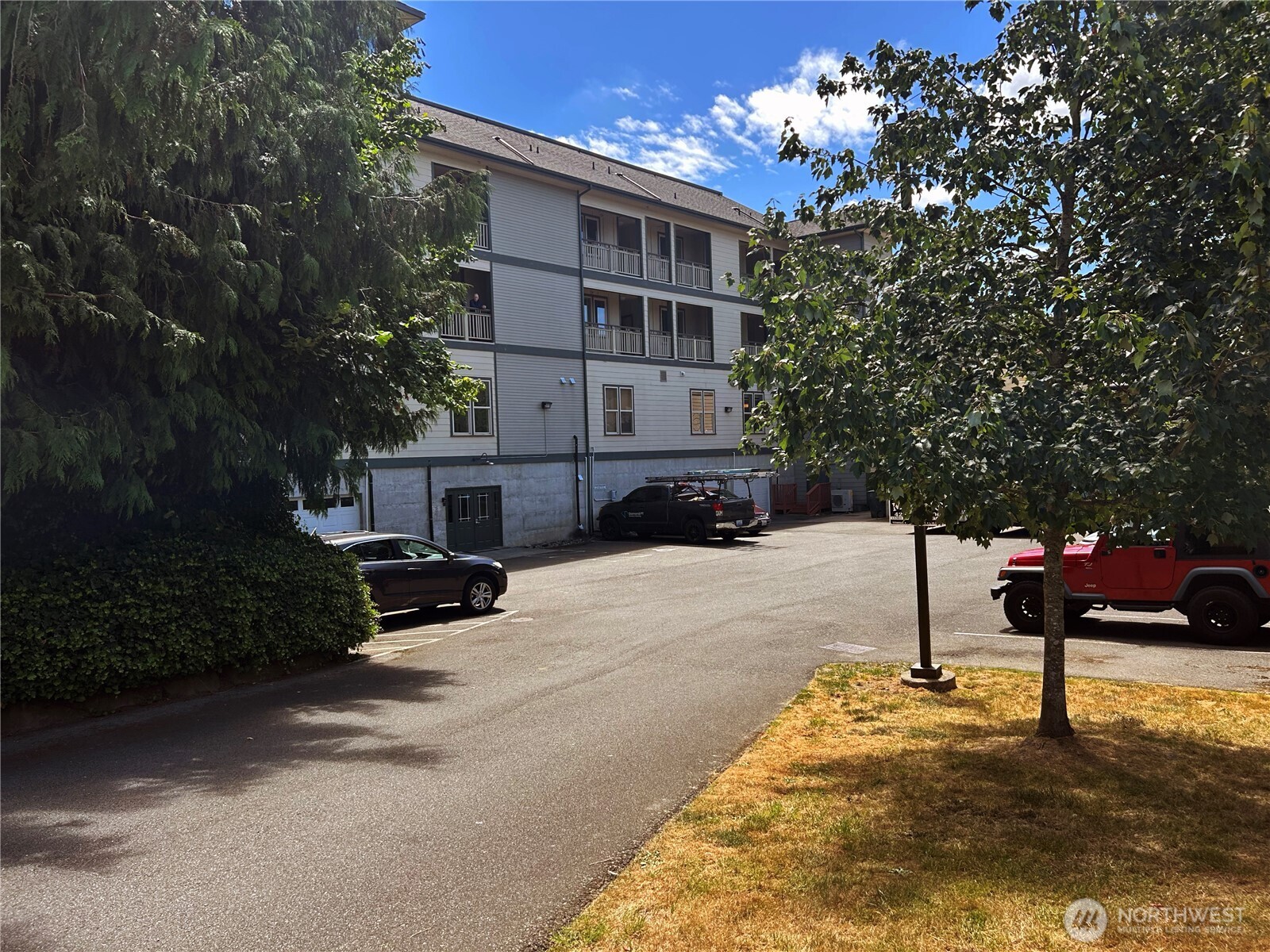 110 Cedar Avenue 203 Property Photo 18