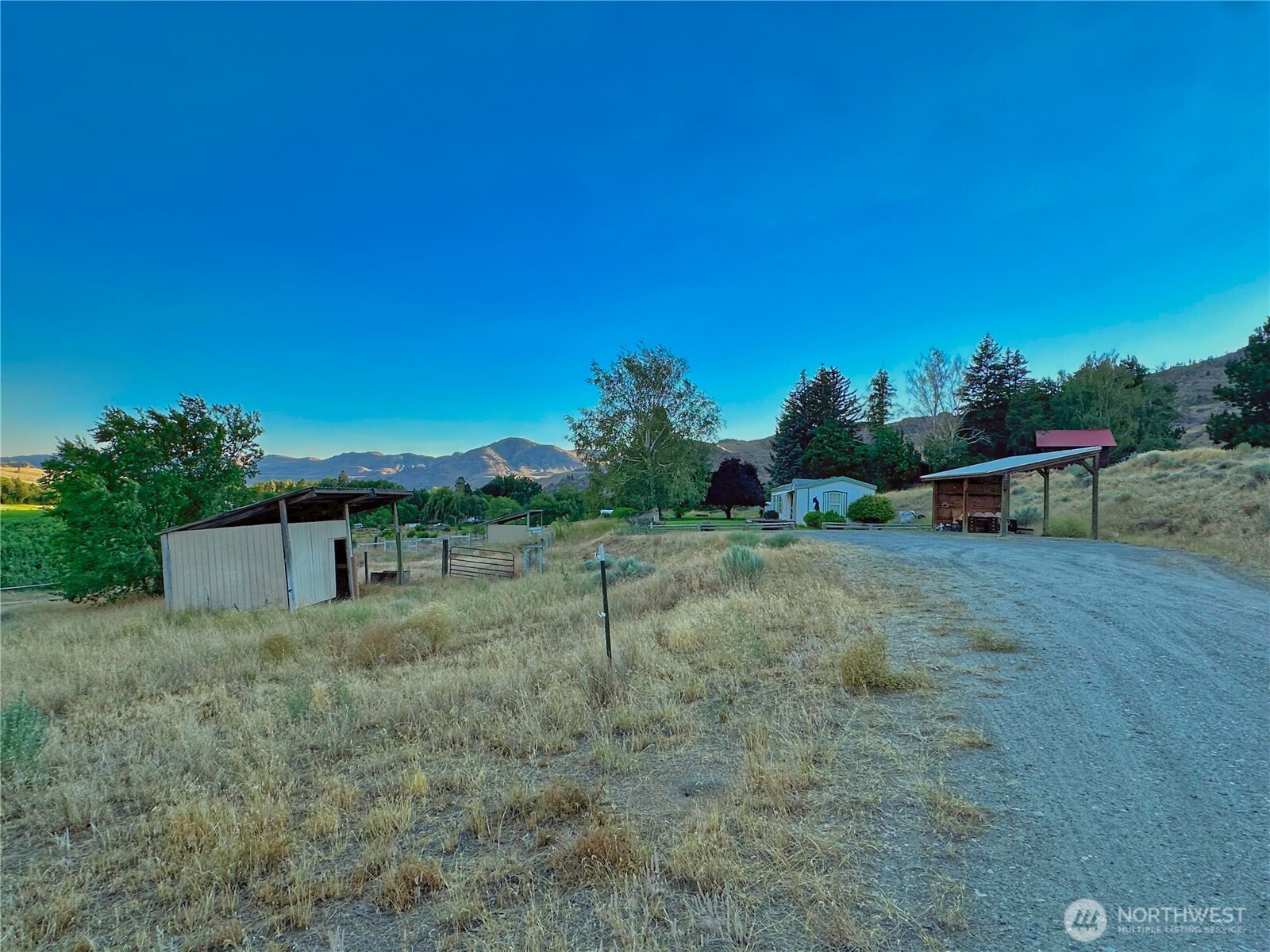 9 Sunrise Heights Road Property Photo 3