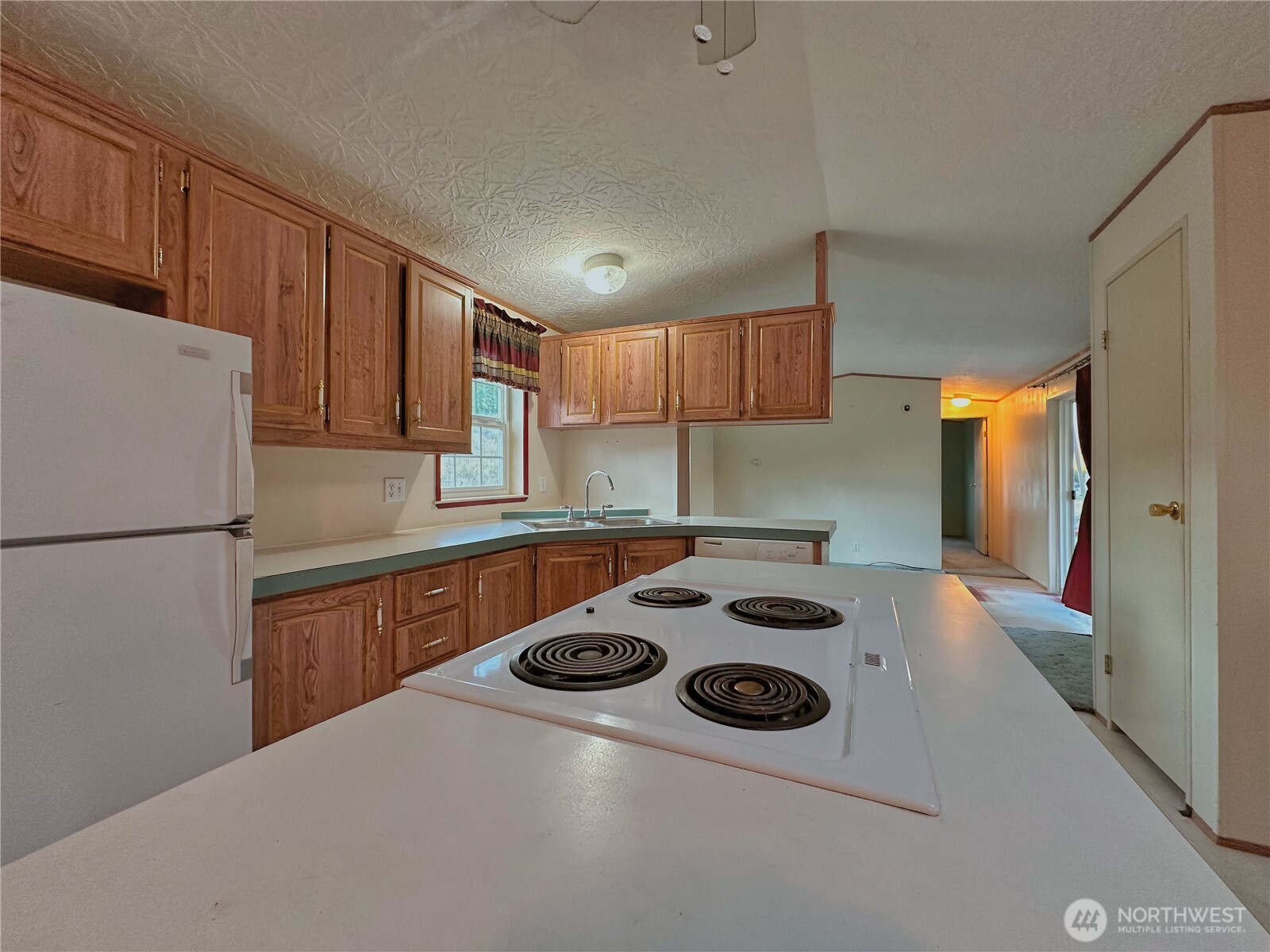 9 Sunrise Heights Road Property Photo 10