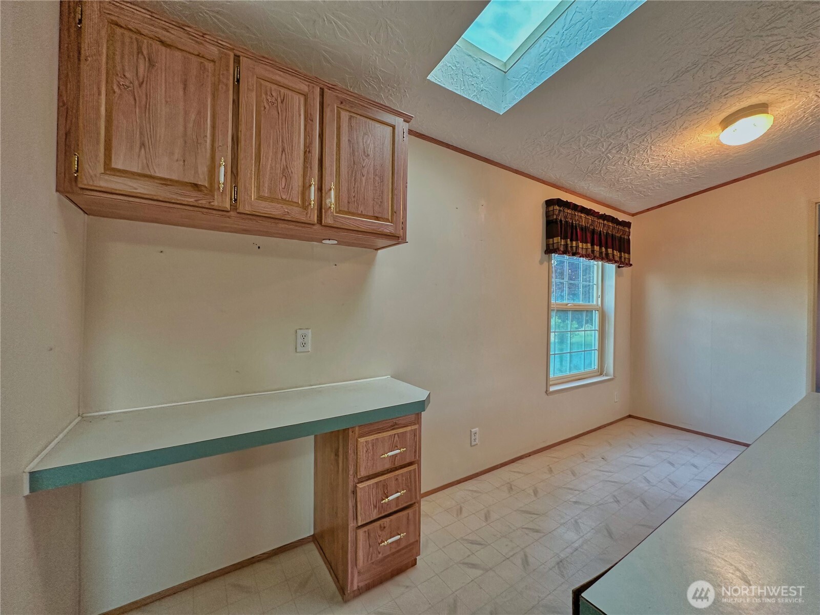 9 Sunrise Heights Road Property Photo 12