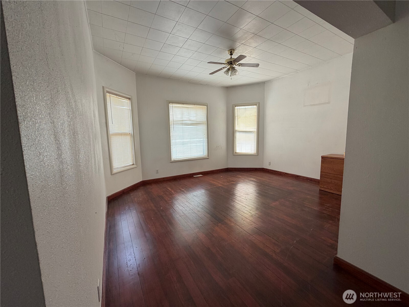 203 E Patit Street Property Photo 8