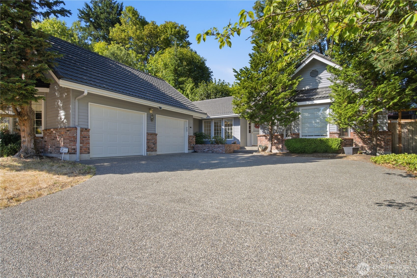 14018 SE 51st Place Property Photo 1