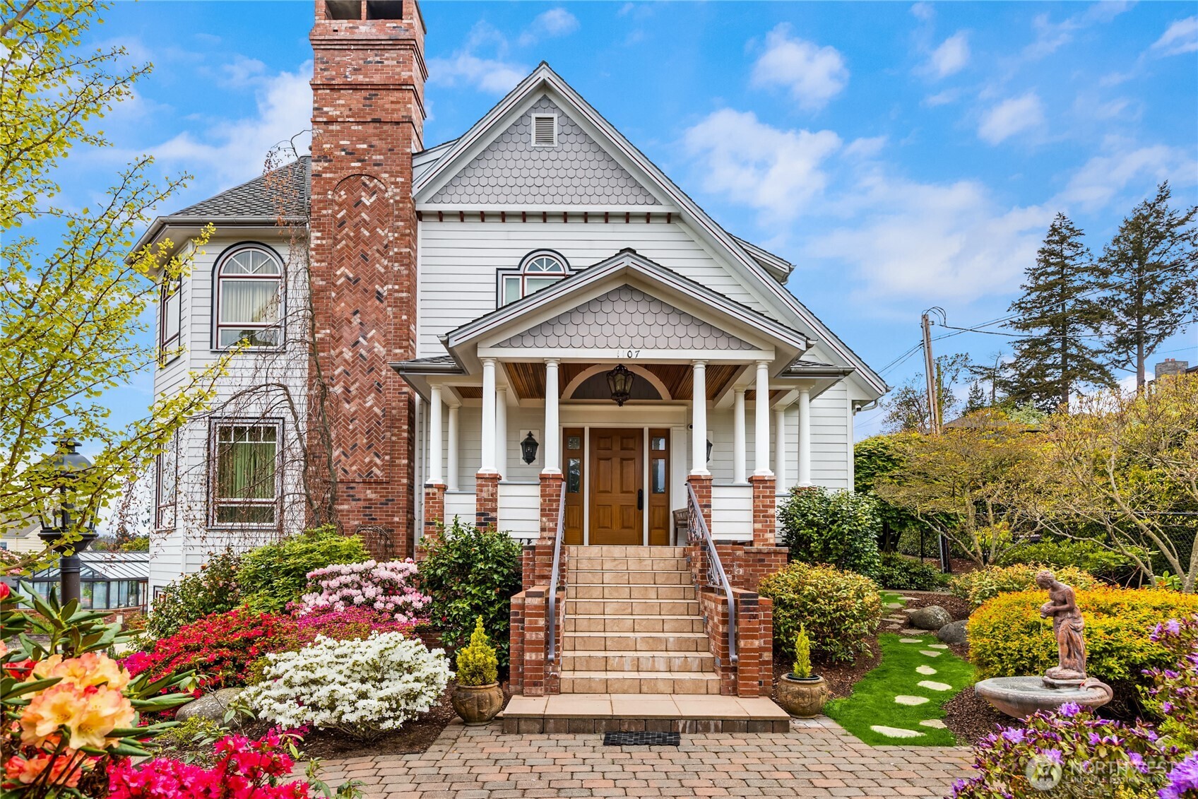 1107 Madison Street Property Photo 4