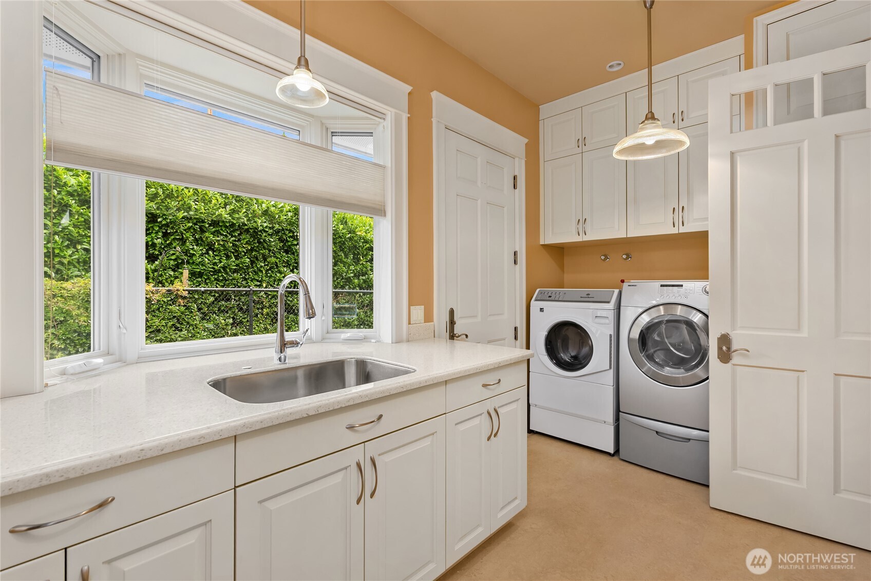 1107 Madison Street Property Photo 19