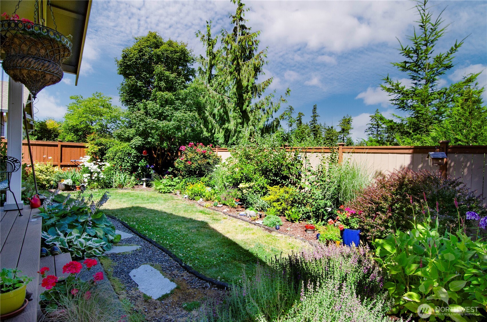 8210 Vashon Drive Property Photo 1