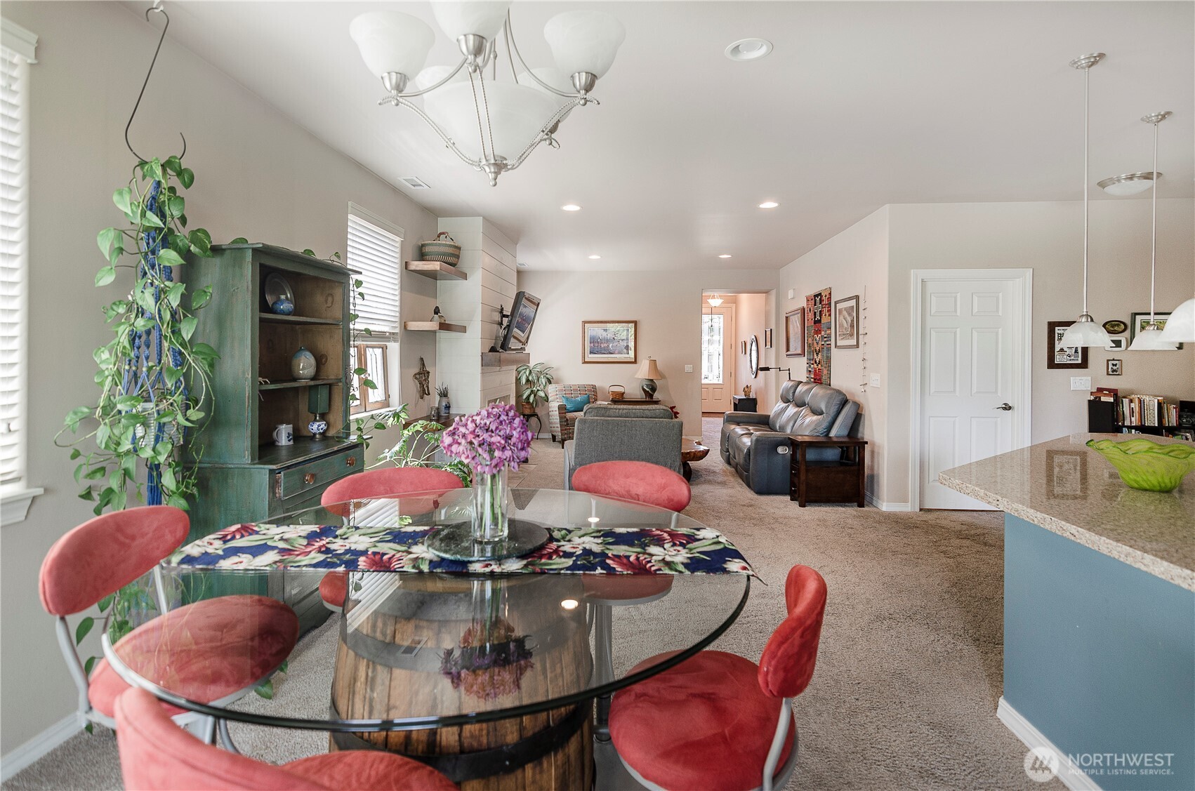 8210 Vashon Drive Property Photo 4