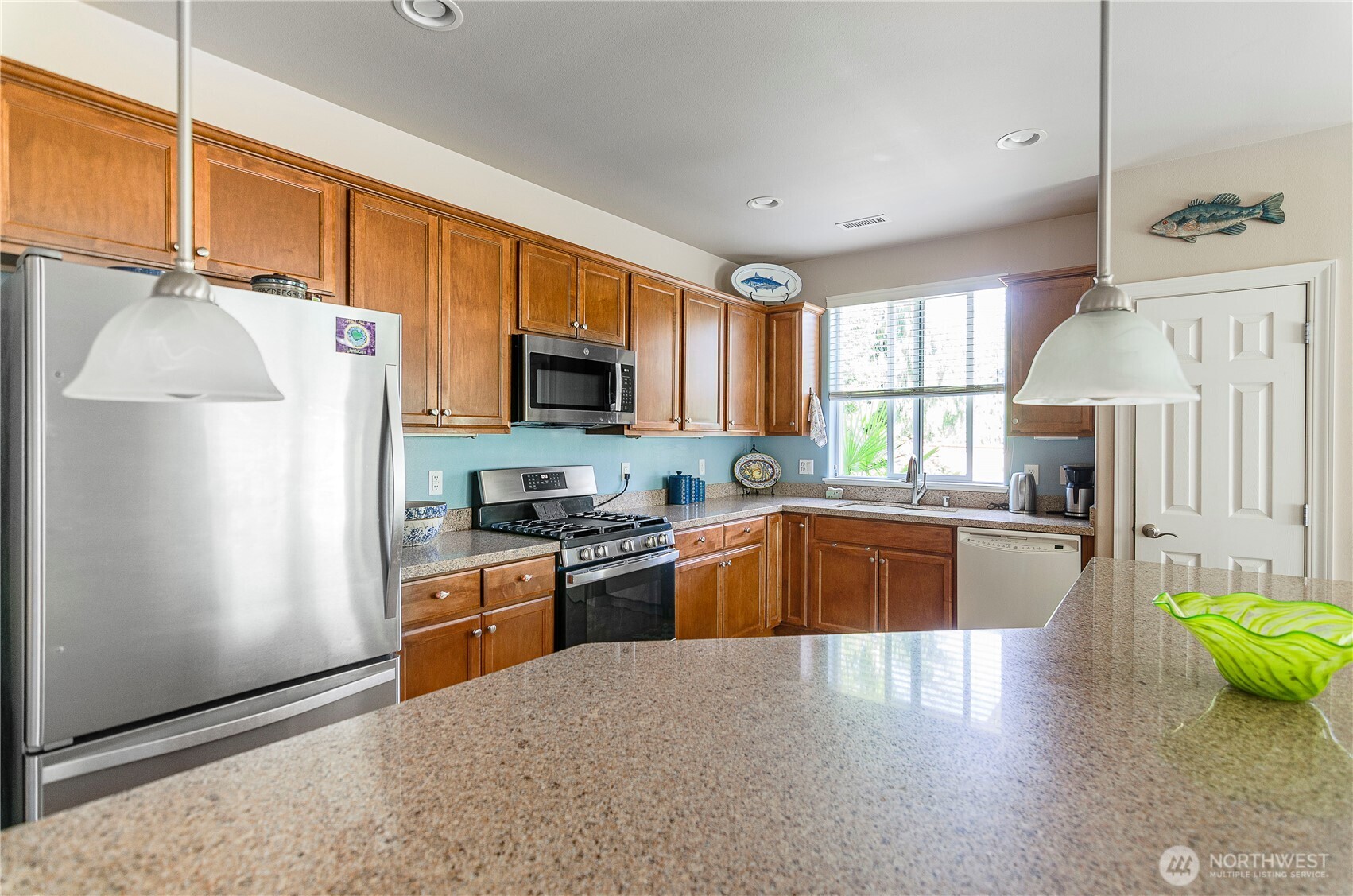 8210 Vashon Drive Property Photo 11