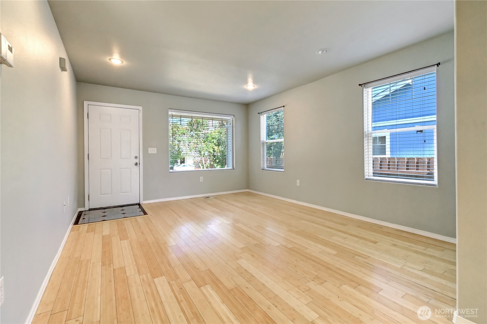 1608 E 66th Property Photo 3