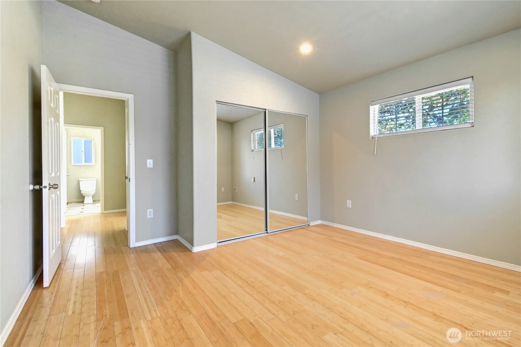 1608 E 66th Property Photo 17