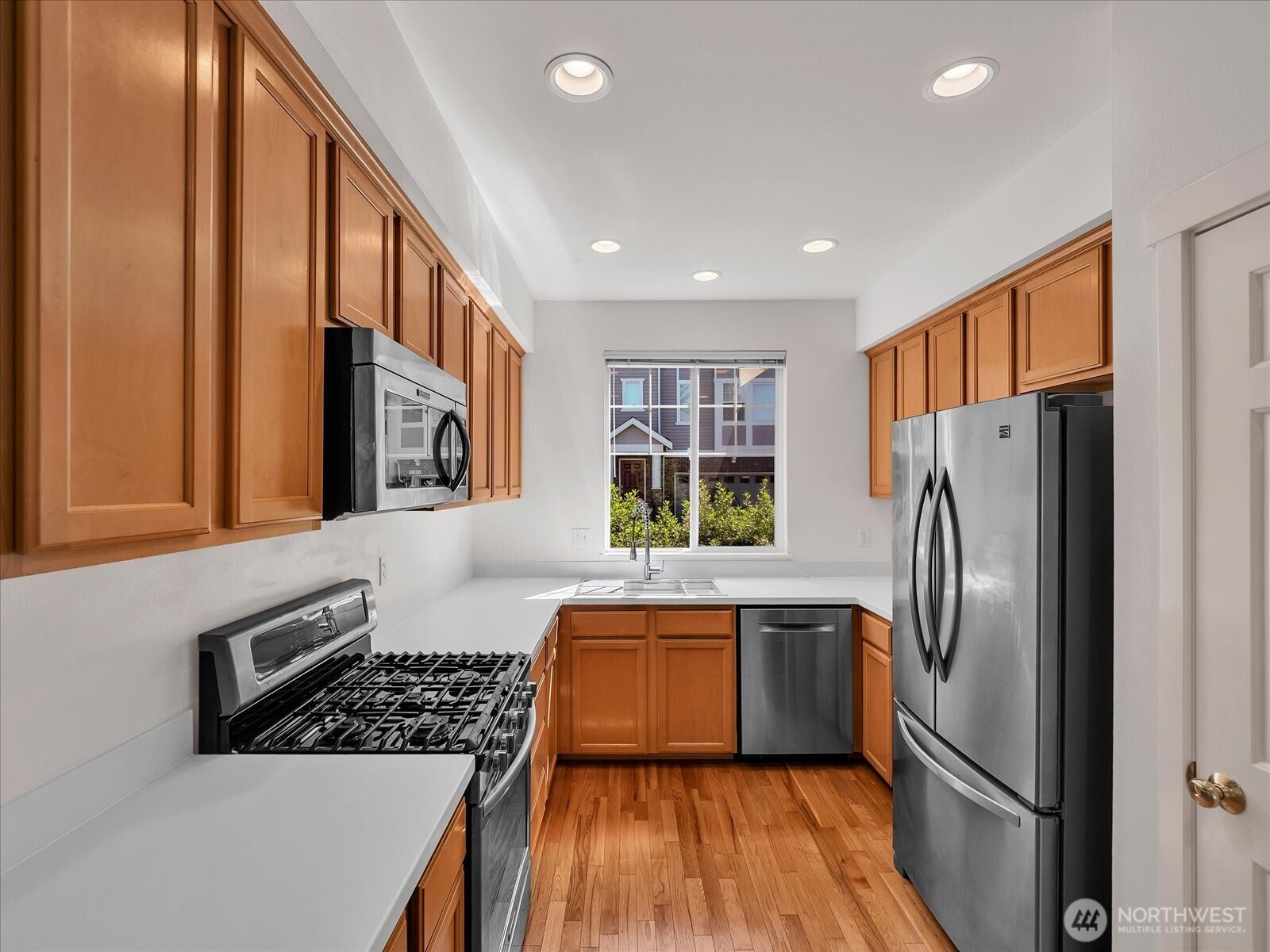 15414 135th Place 32a Property Photo 6