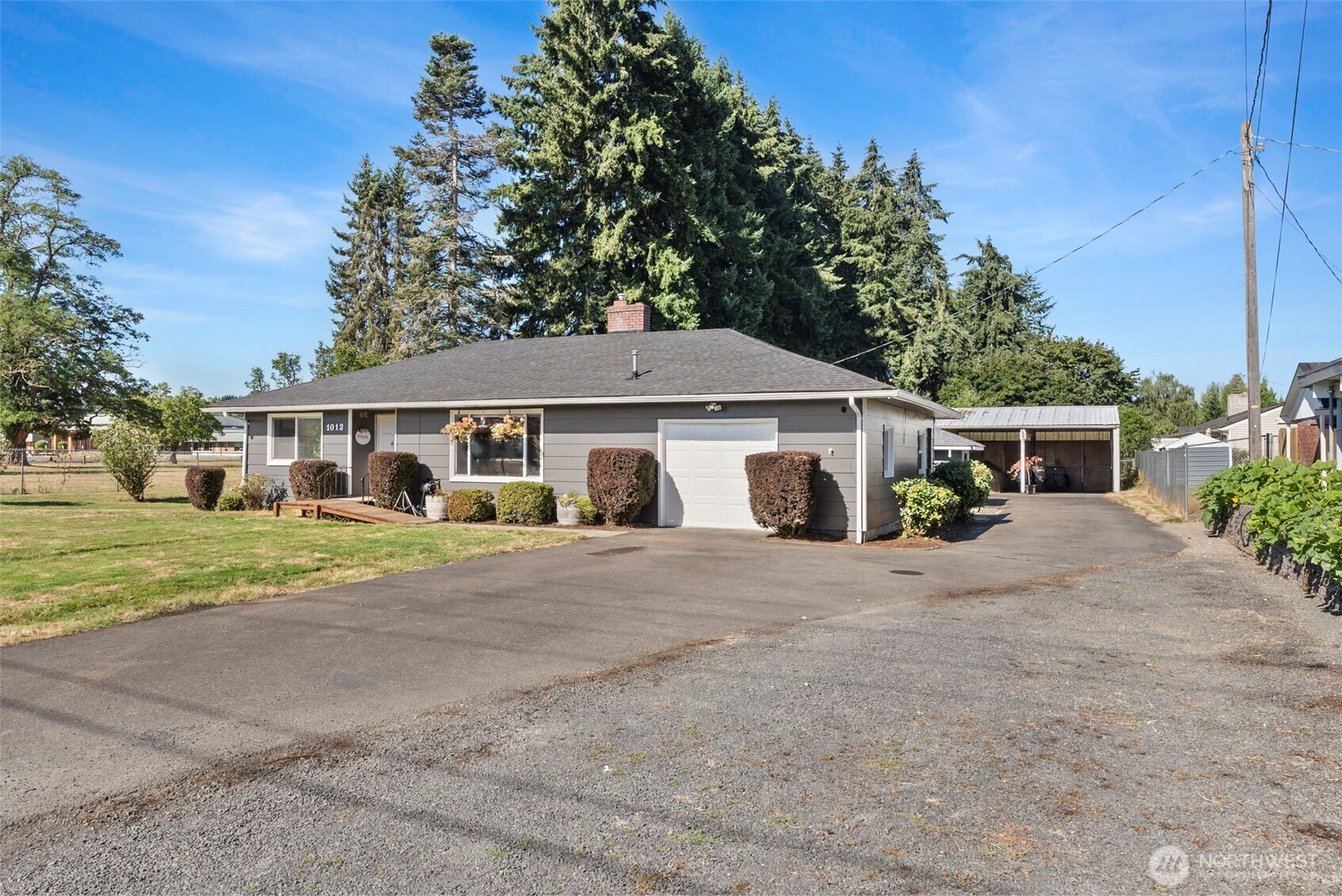 1013 Eshom Road Property Photo 3