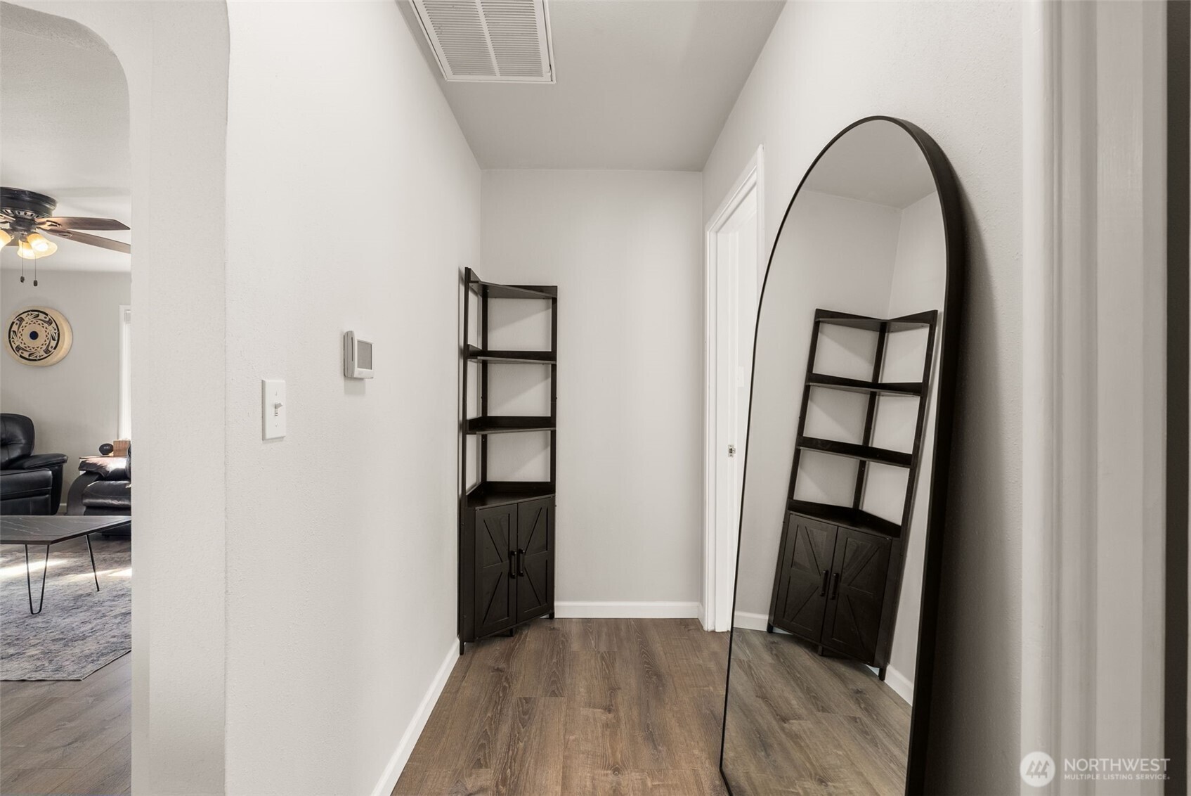 1013 Eshom Road Property Photo 13