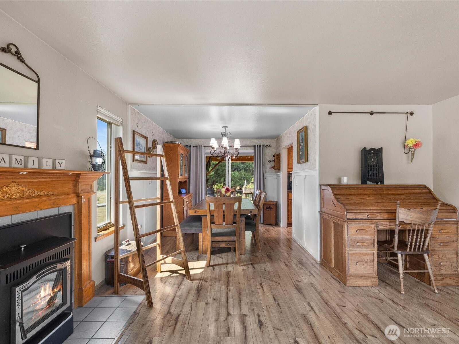1703 147th St Nw Property Photo 5