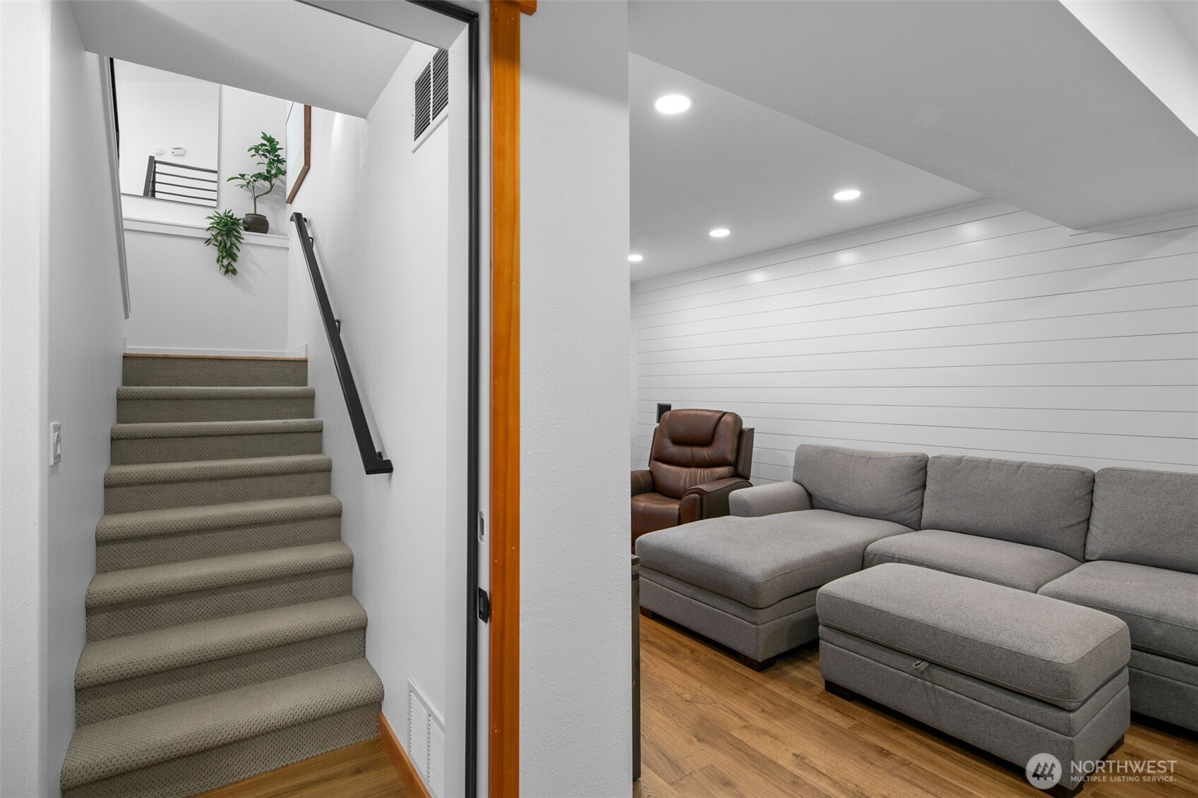 365 W Beach Drive Property Photo 23