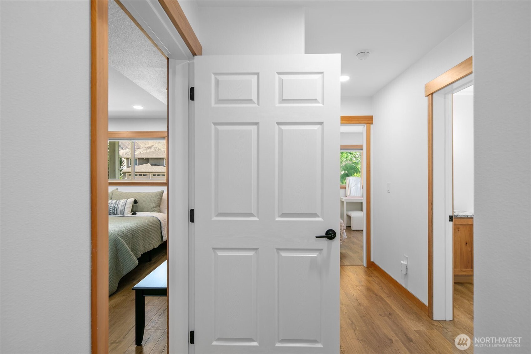 365 W Beach Drive Property Photo 25