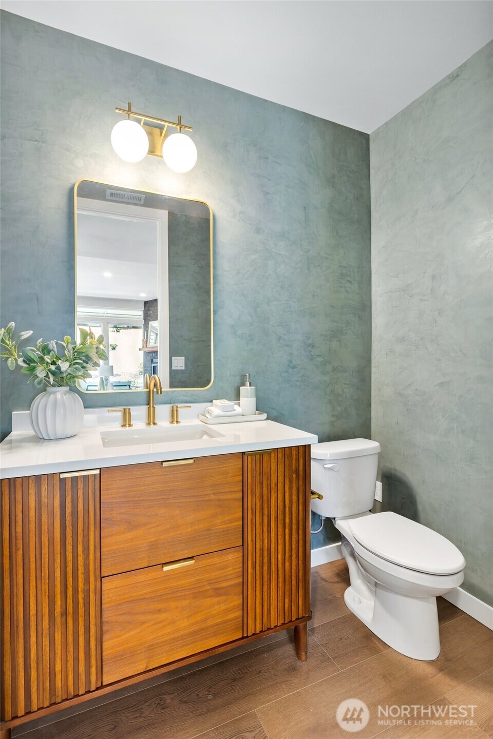 10052 Ne 196th Place Property Photo 14