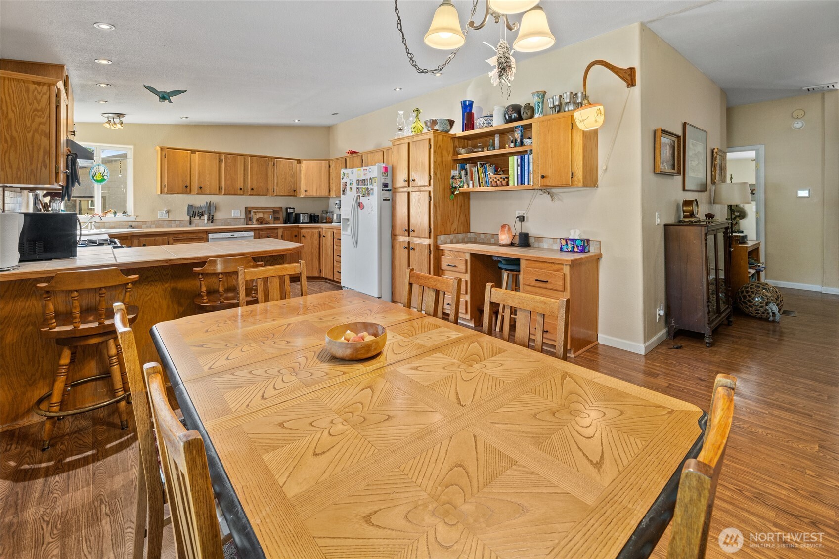 813 1/2 Broadway Avenue Property Photo 19