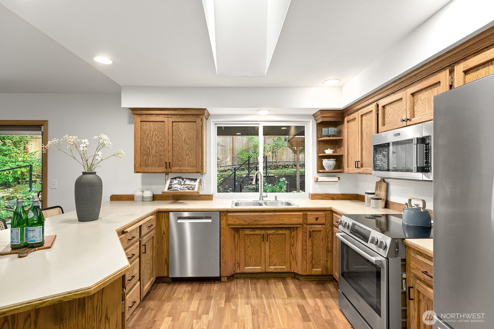 2043 215th Place Property Photo 15