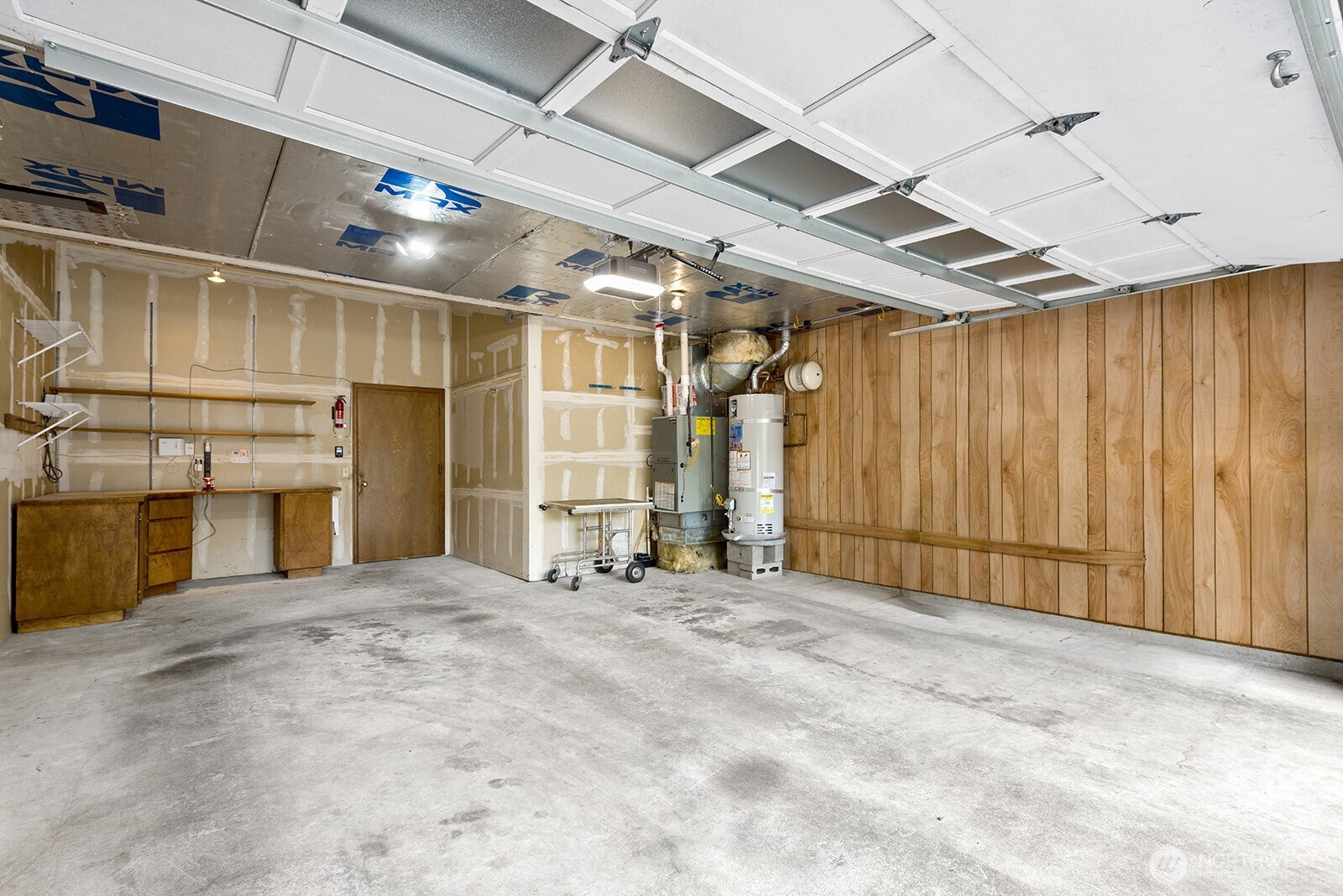 2043 215th Place Property Photo 32