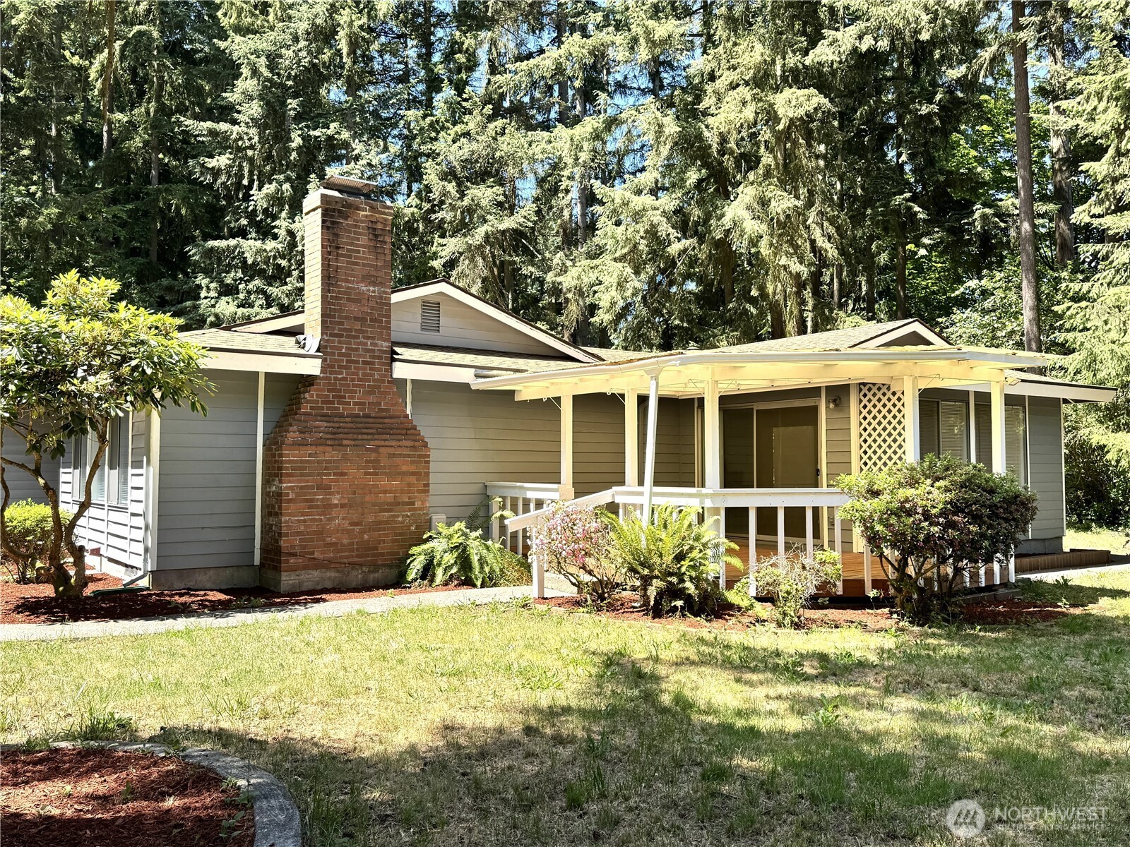 12602 Military Road Property Photo 13
