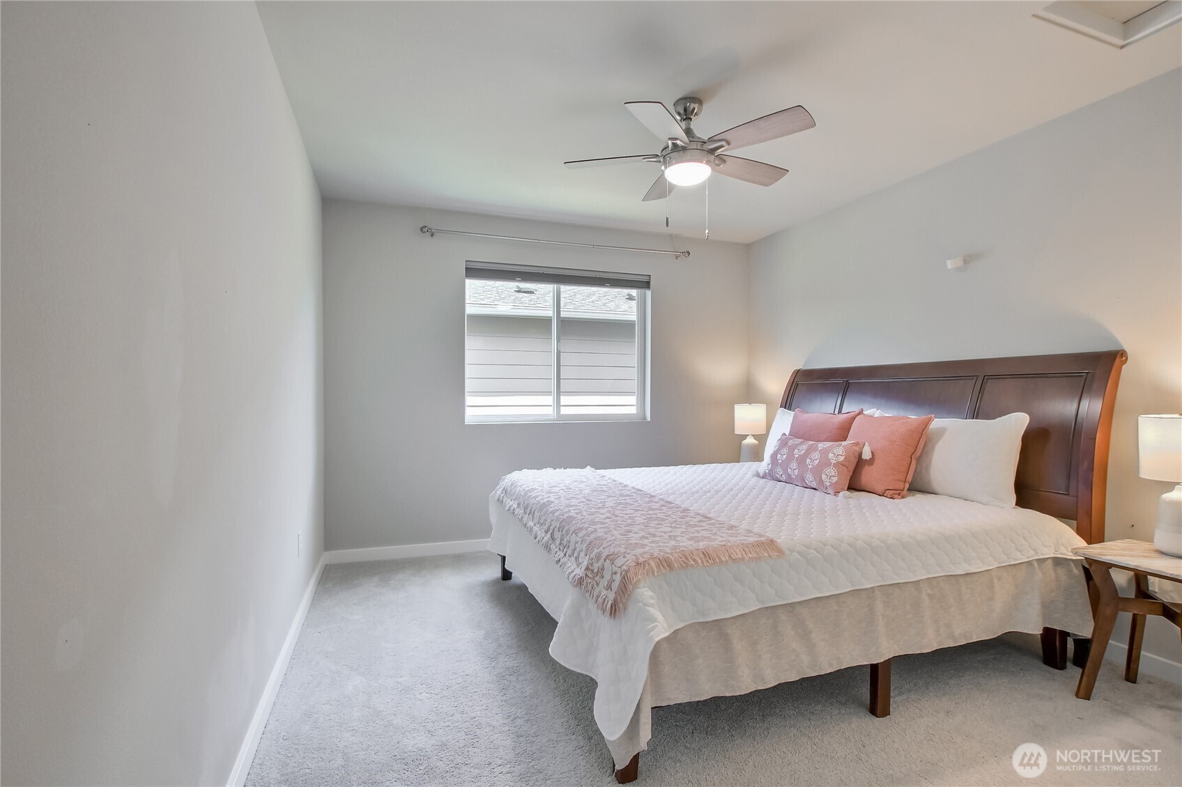 936 Yew Avenue Property Photo 19