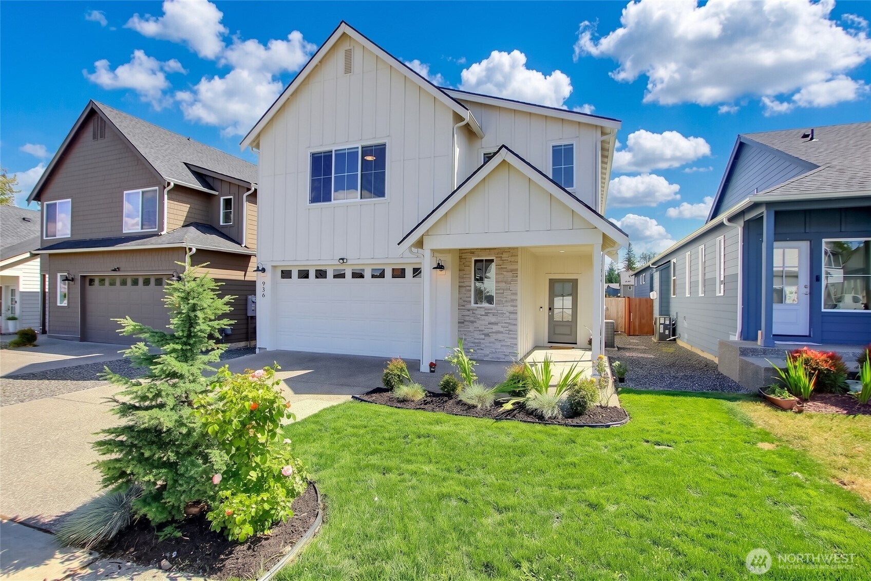 936 Yew Avenue Property Photo 33