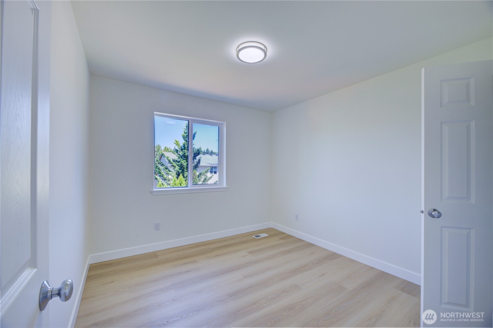5128 Ne 11th Street Property Photo 23