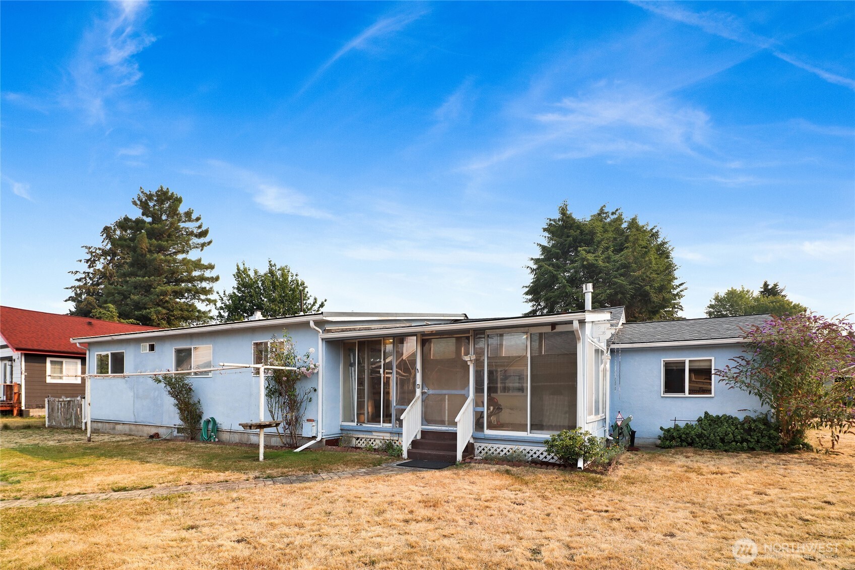 1405 W Oregon Street Property Photo 33