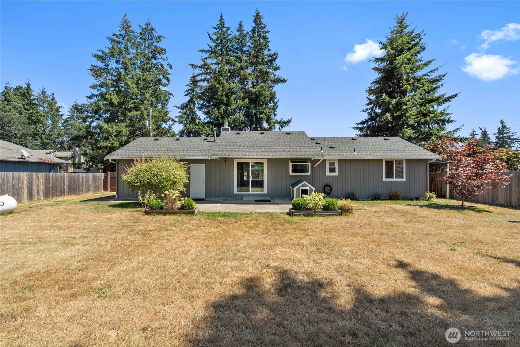 17214 E 9th Ave Property Photo 15