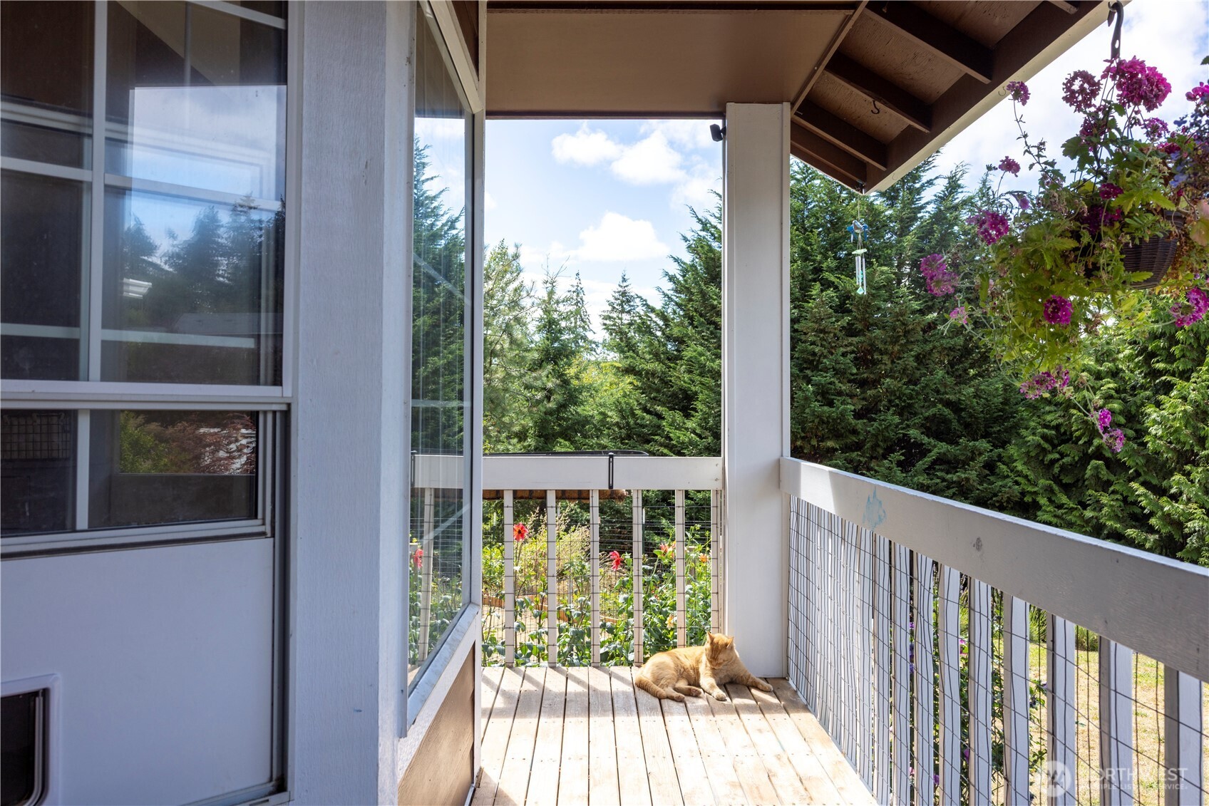 11608 41st Avenue Property Photo 6